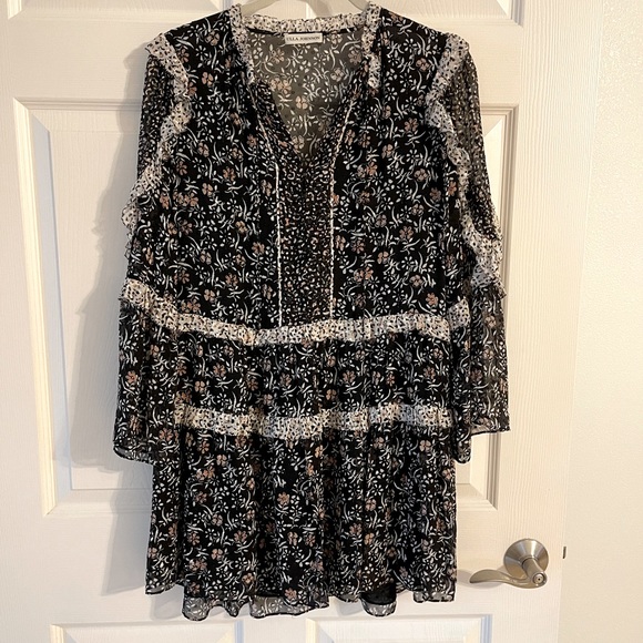 Dresses & Skirts - Ulla Johnson floral mini dress